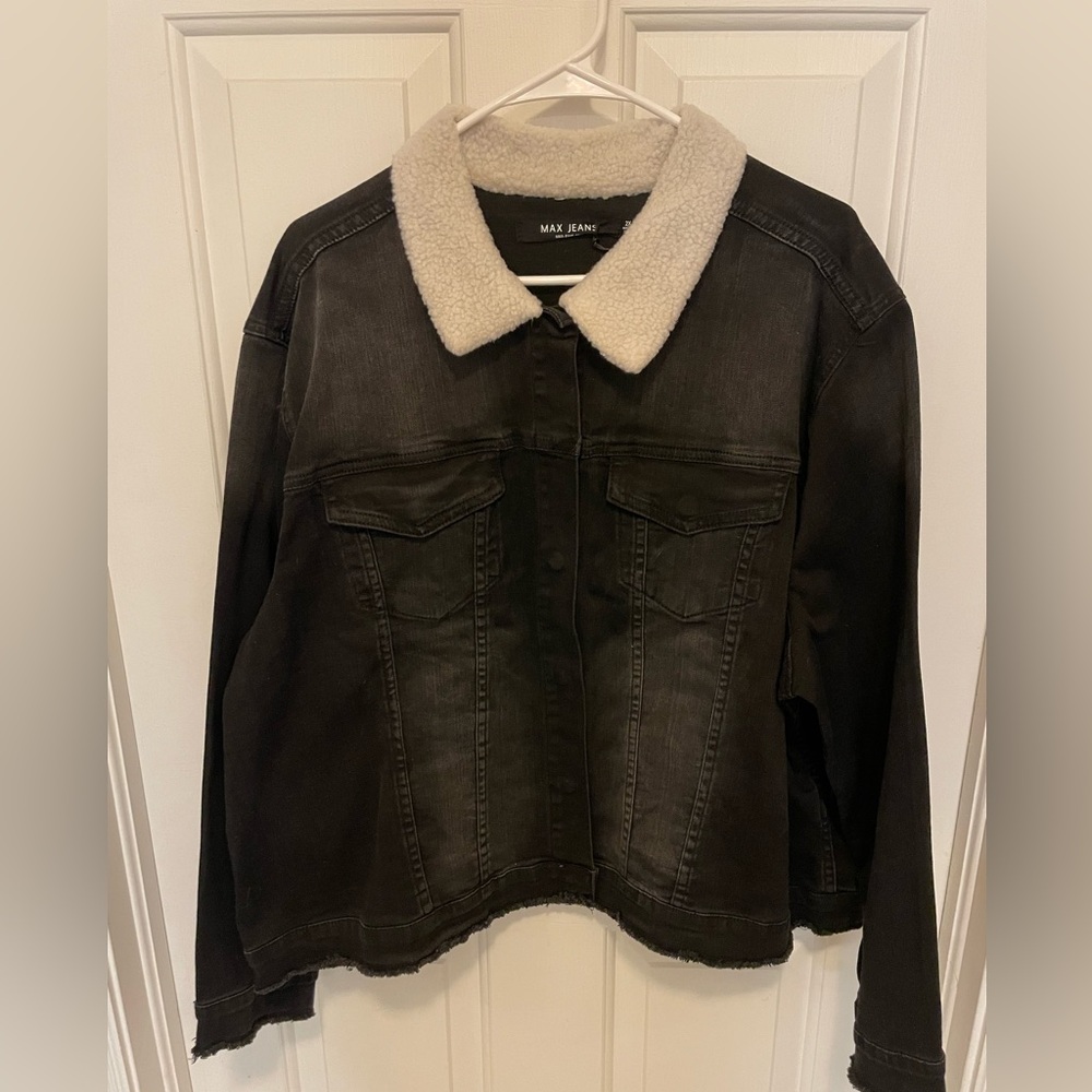 Max Jeans faded black Denim Jacket with Cream faux lambs wool.